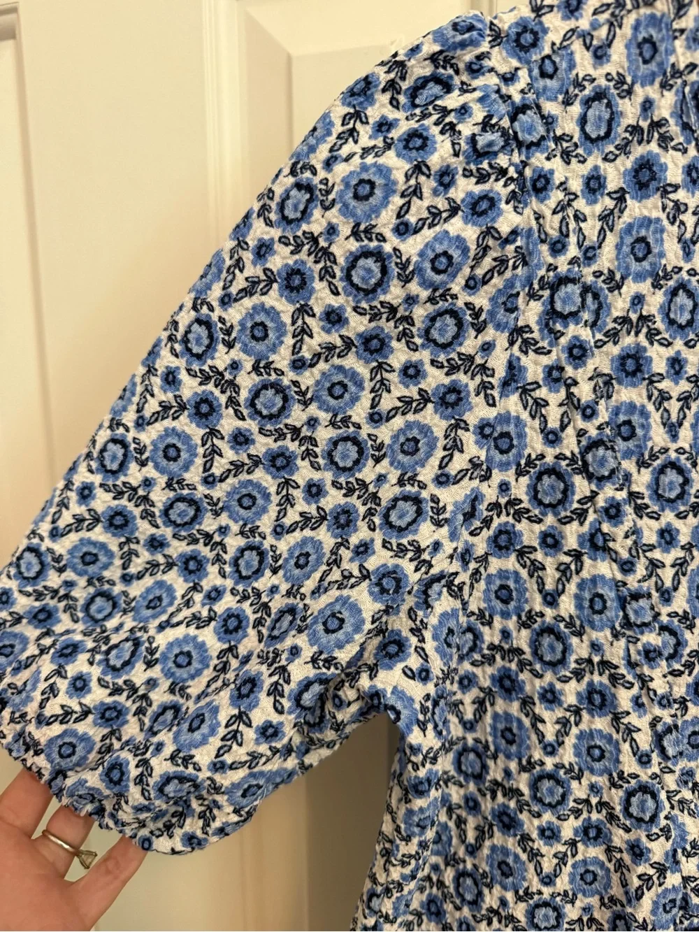 LOFT Floral Puff Sleeve Tie Neck Top size XS